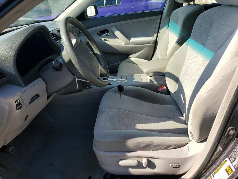 2011 Toyota Camry le