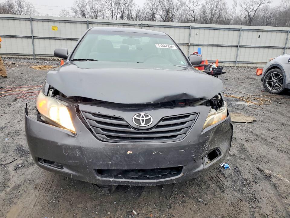 2008 Toyota Camry le