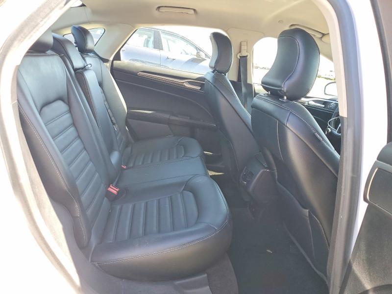 2017 Ford Fusion se Hybrid