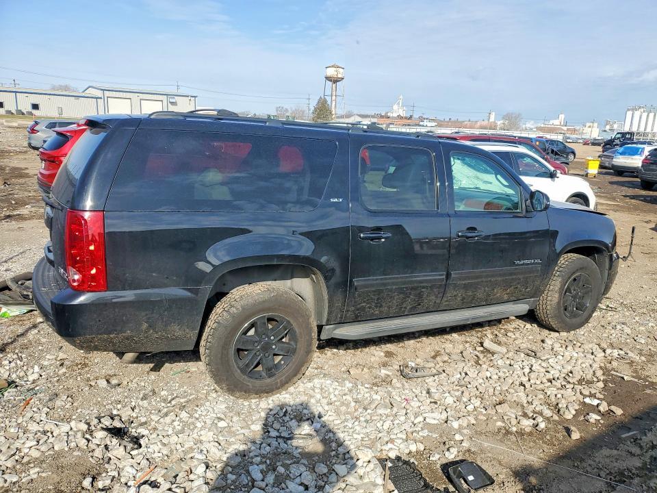 2011 GMC Yukon xl K1500 slt
