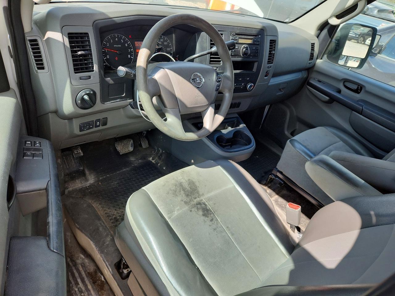 2014 Nissan NV 2500 HD S