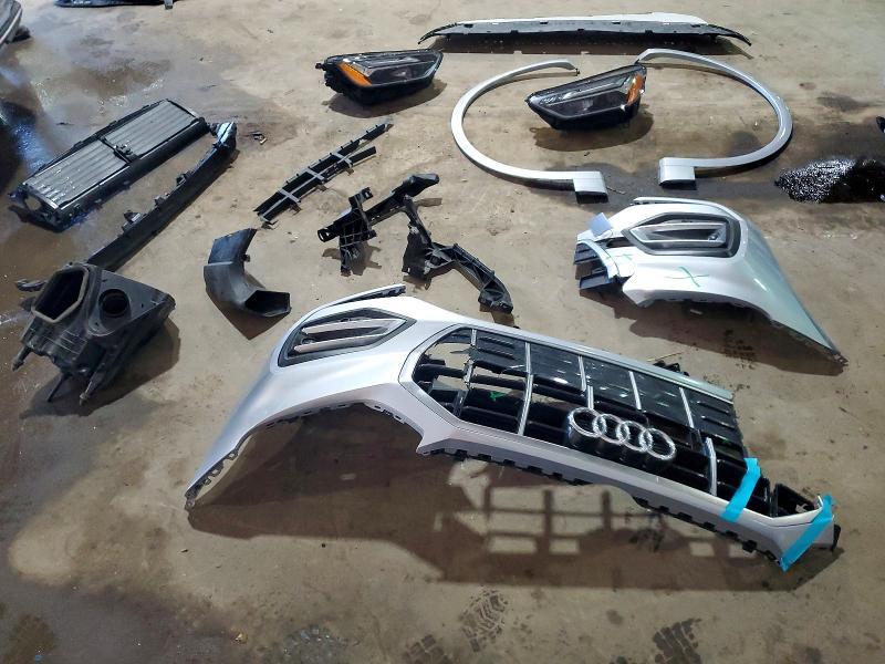 2023 Audi Q5 Premium 40