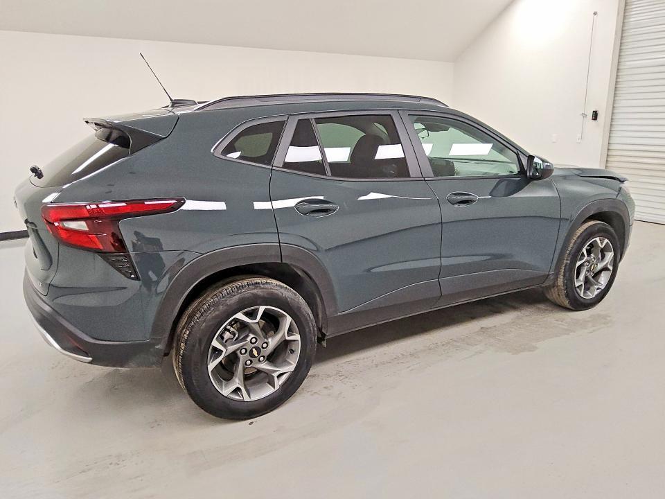 2025 Chevrolet Trax 1LT