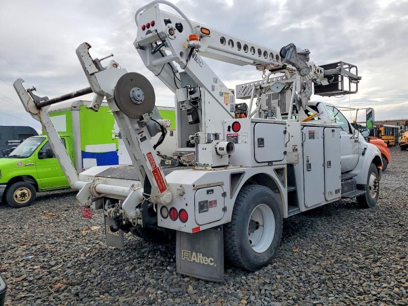 2013 Ford F750 Cable Placer Bucket Truck