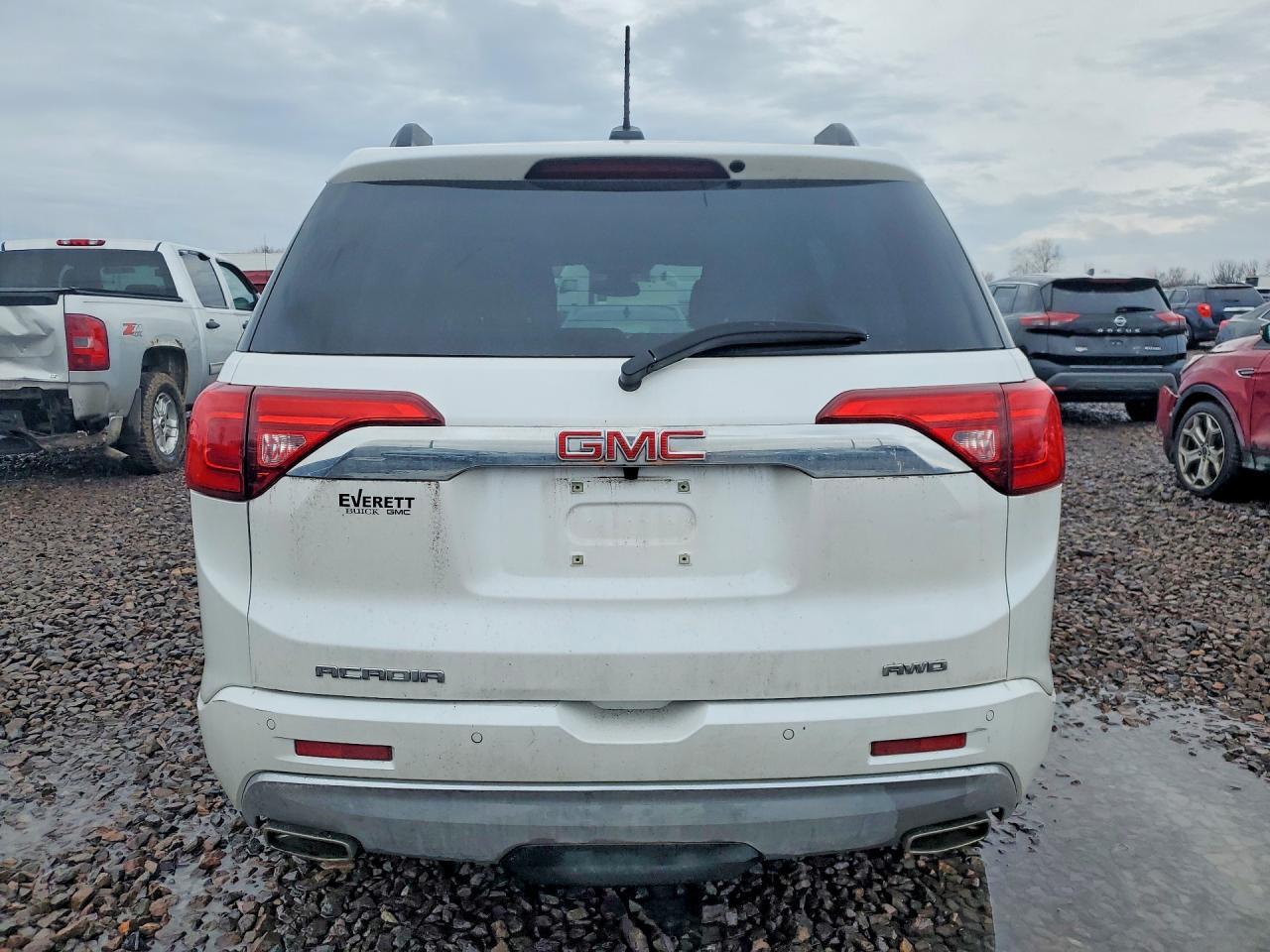2017 GMC Acadia Denali