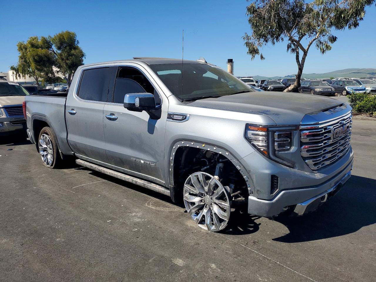 2025 GMC Sierra K1500 Denali