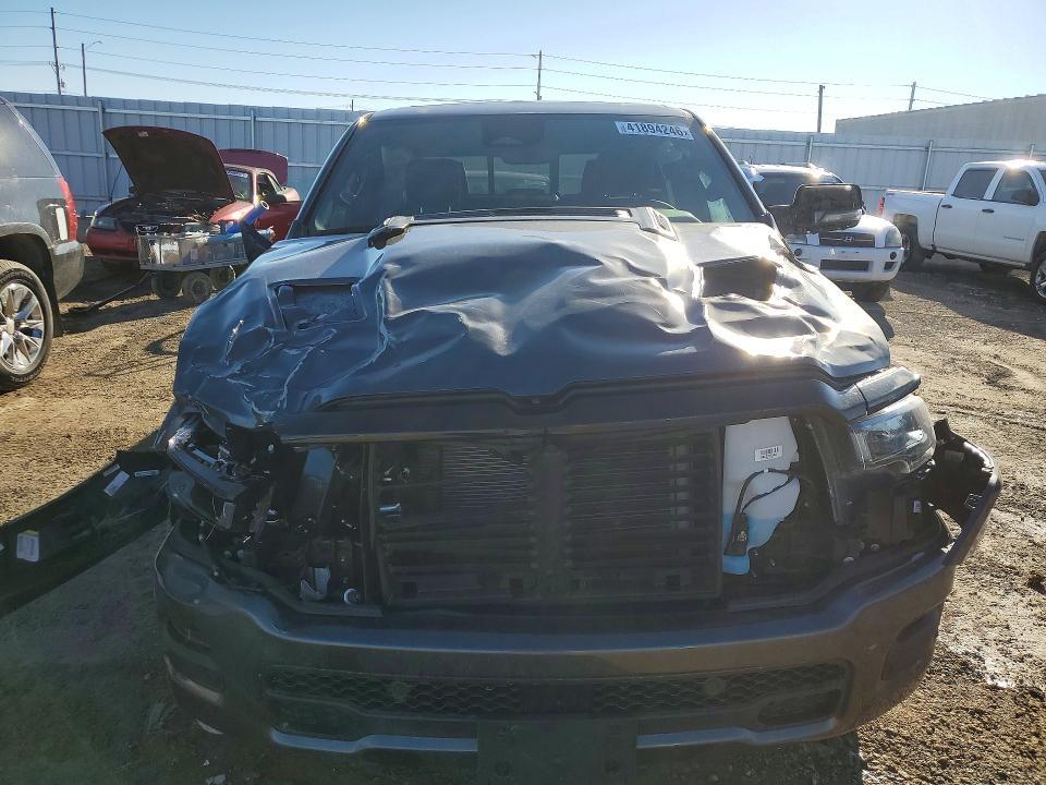 2025 Ram Trucks 1500 Laramie