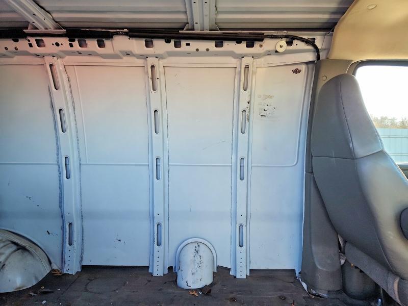 2008 Chev Rolet Express 2500 Delivery van