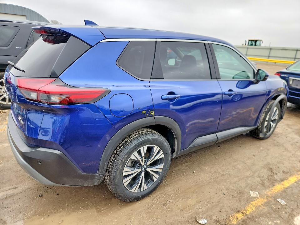 2022 Nissan Rogue sv