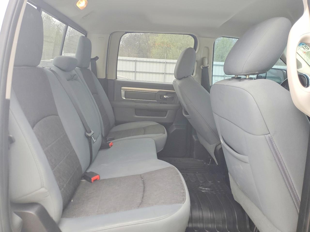 2013 Dodge RAM 1500 SLT