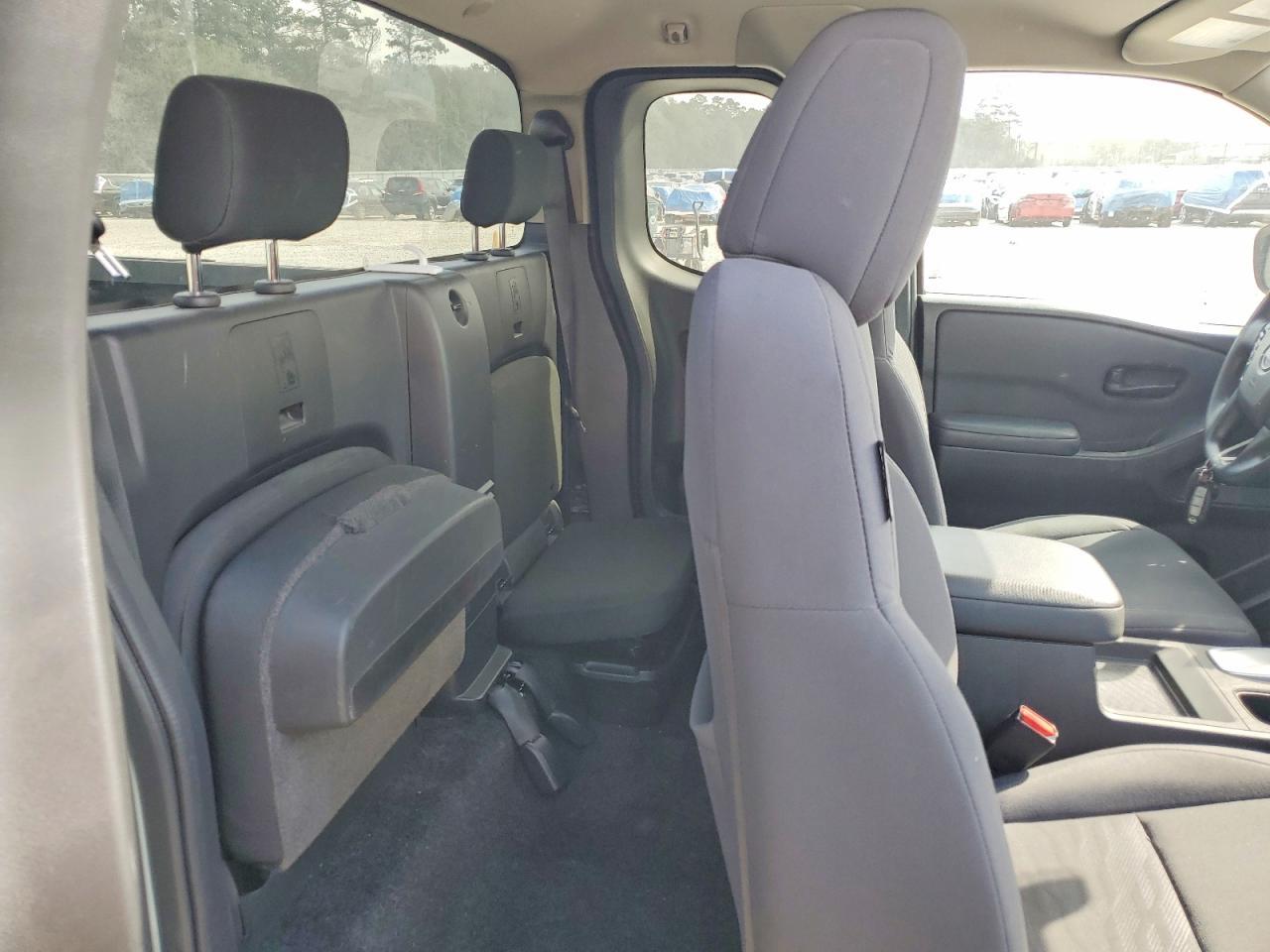 2024 Nissan Frontier S
