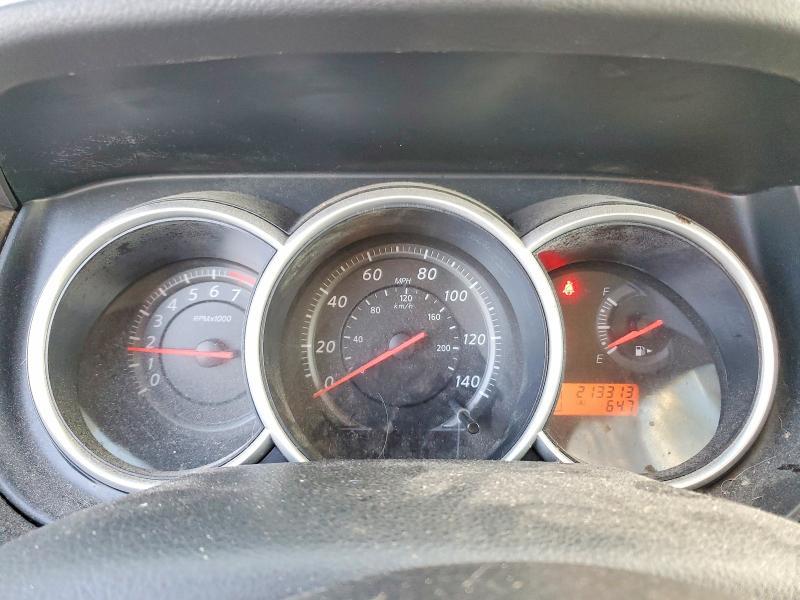 2011 Nissan Versa 1.8 s