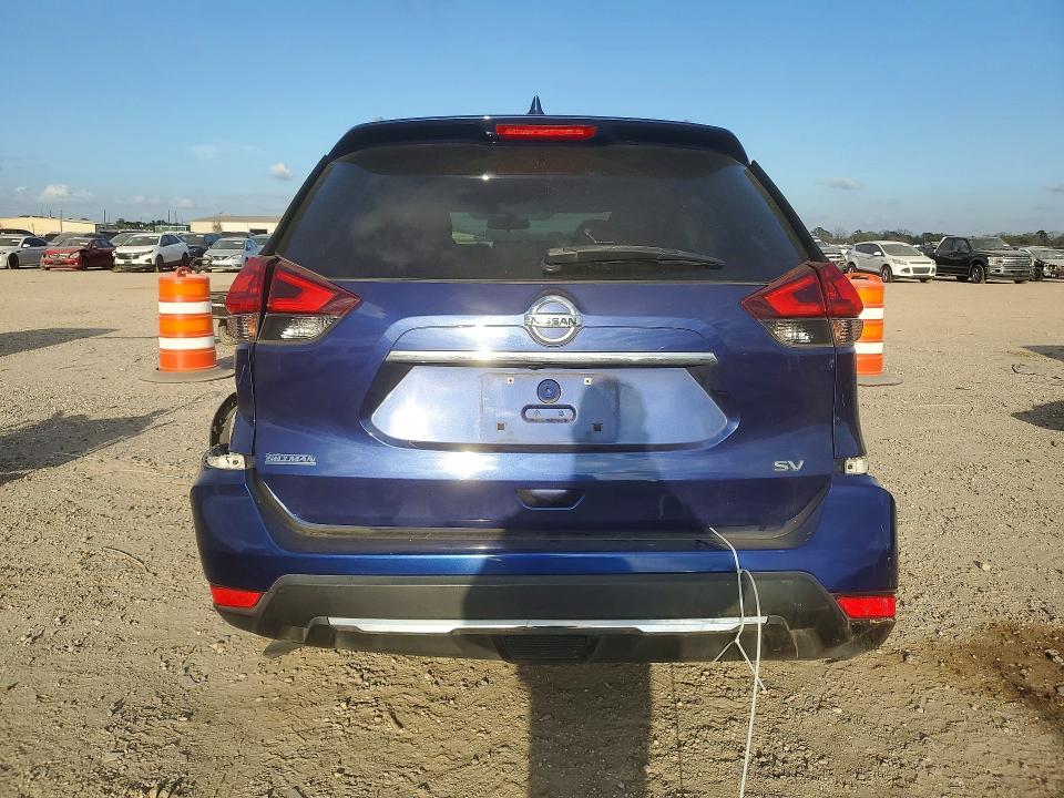 2018 Nissan Rogue sv