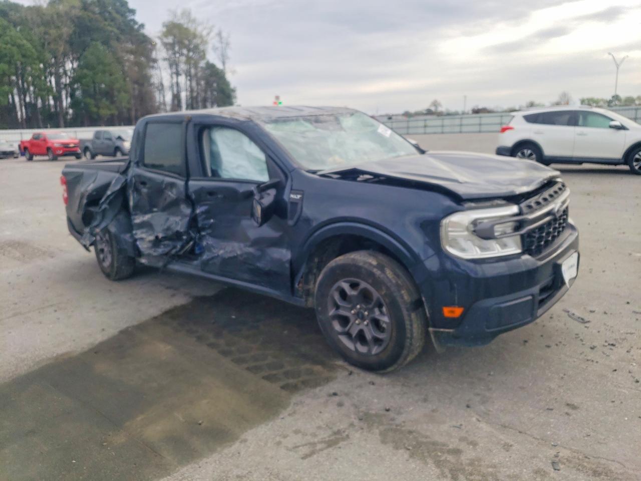 2023 Ford Maverick XL