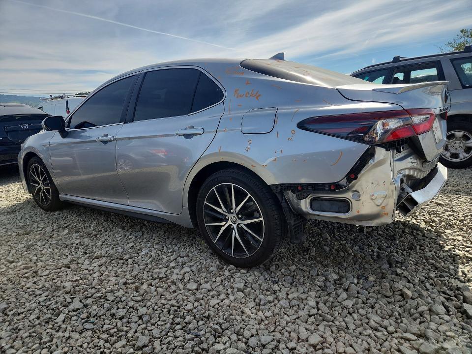 2022 Toyota Camry se