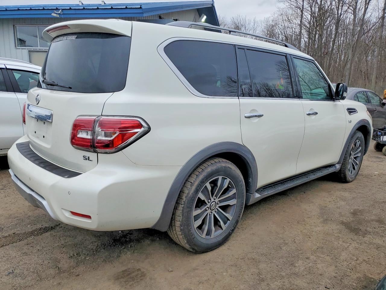 2017 Nissan Armada sl