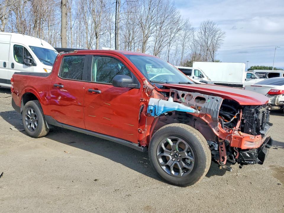 2023 Ford Maverick XL