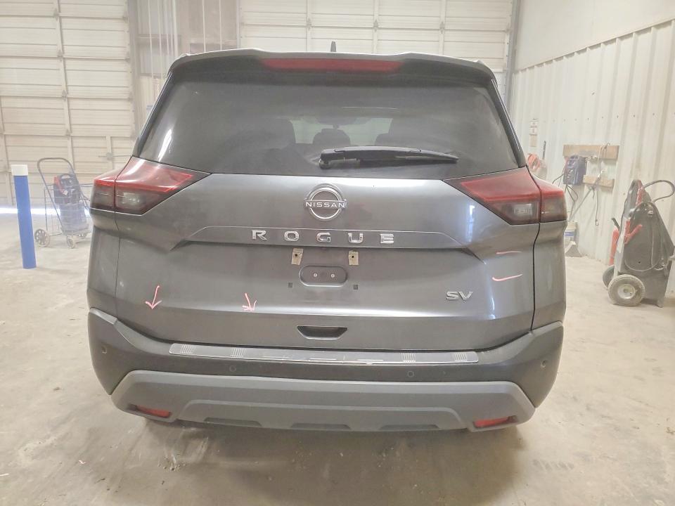 2022 Nissan Rogue sv