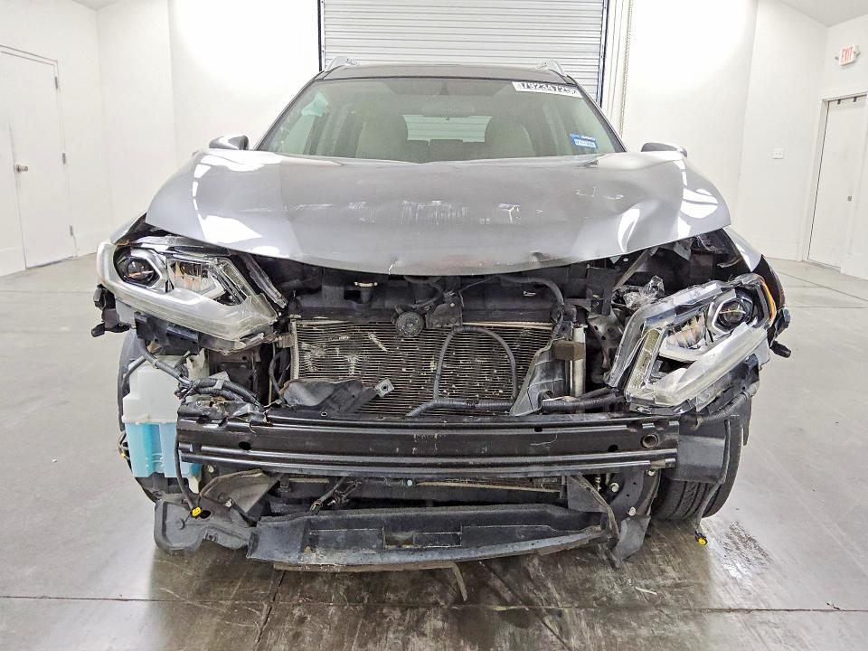 2015 Nissan Rogue sl