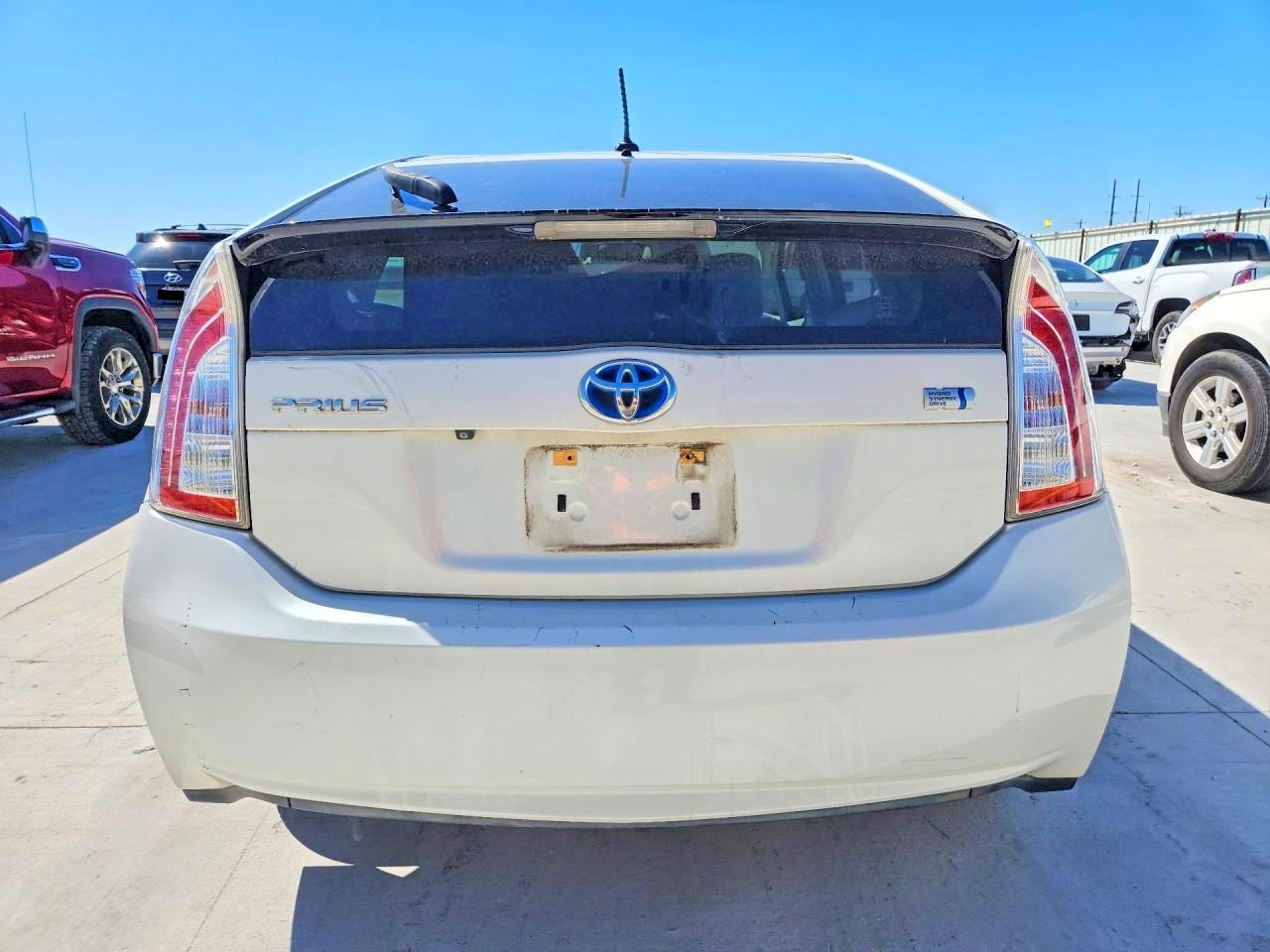 2015 Toyota Prius Three