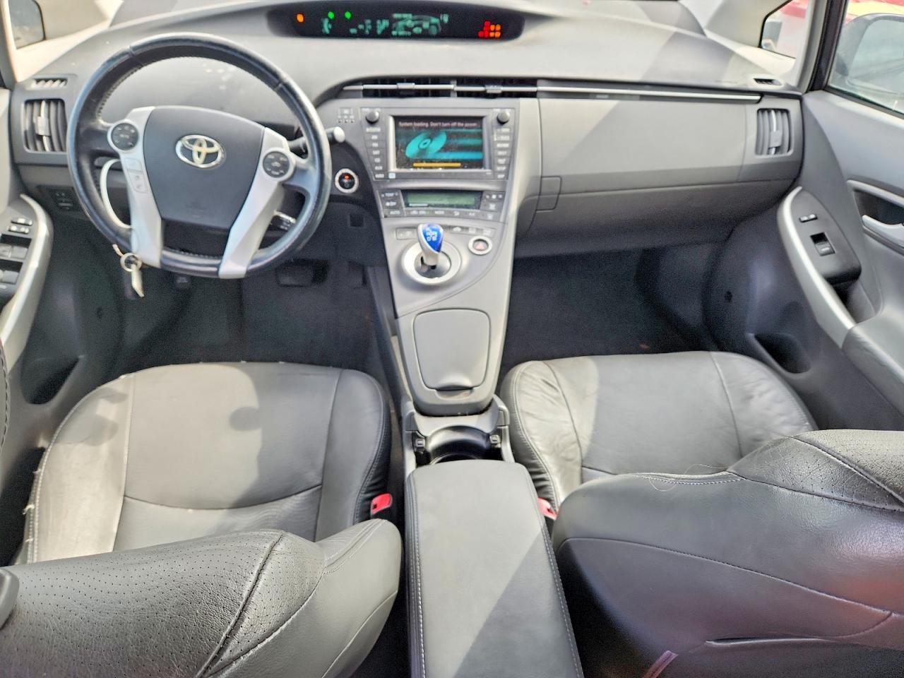 2010 Toyota Prius iv