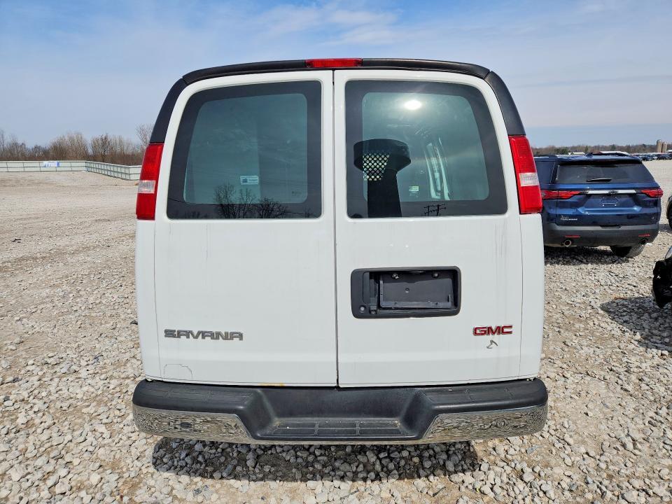2018 GMC Savana G2500