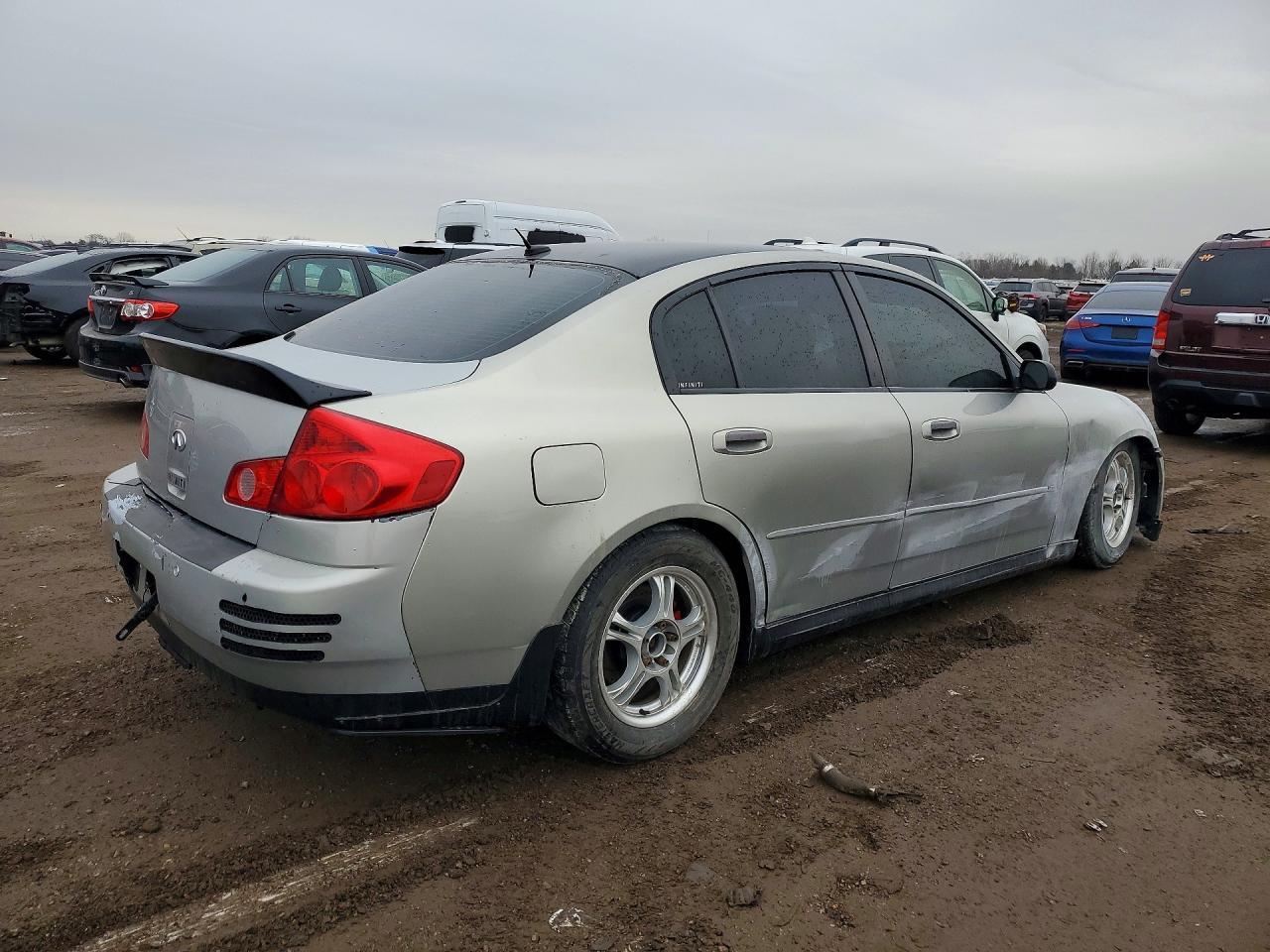 2003 Infiniti G35 Base