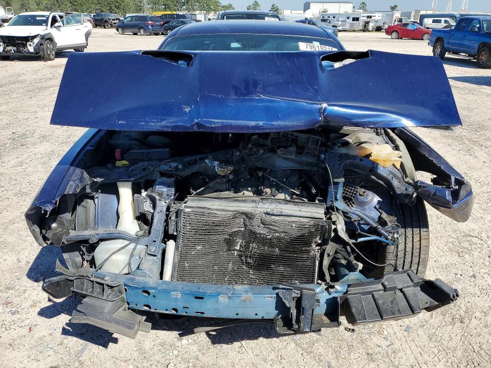 2015 Dodge Challenger sxt
