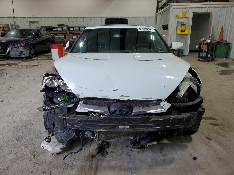 2013 Hyundai Veloster Base