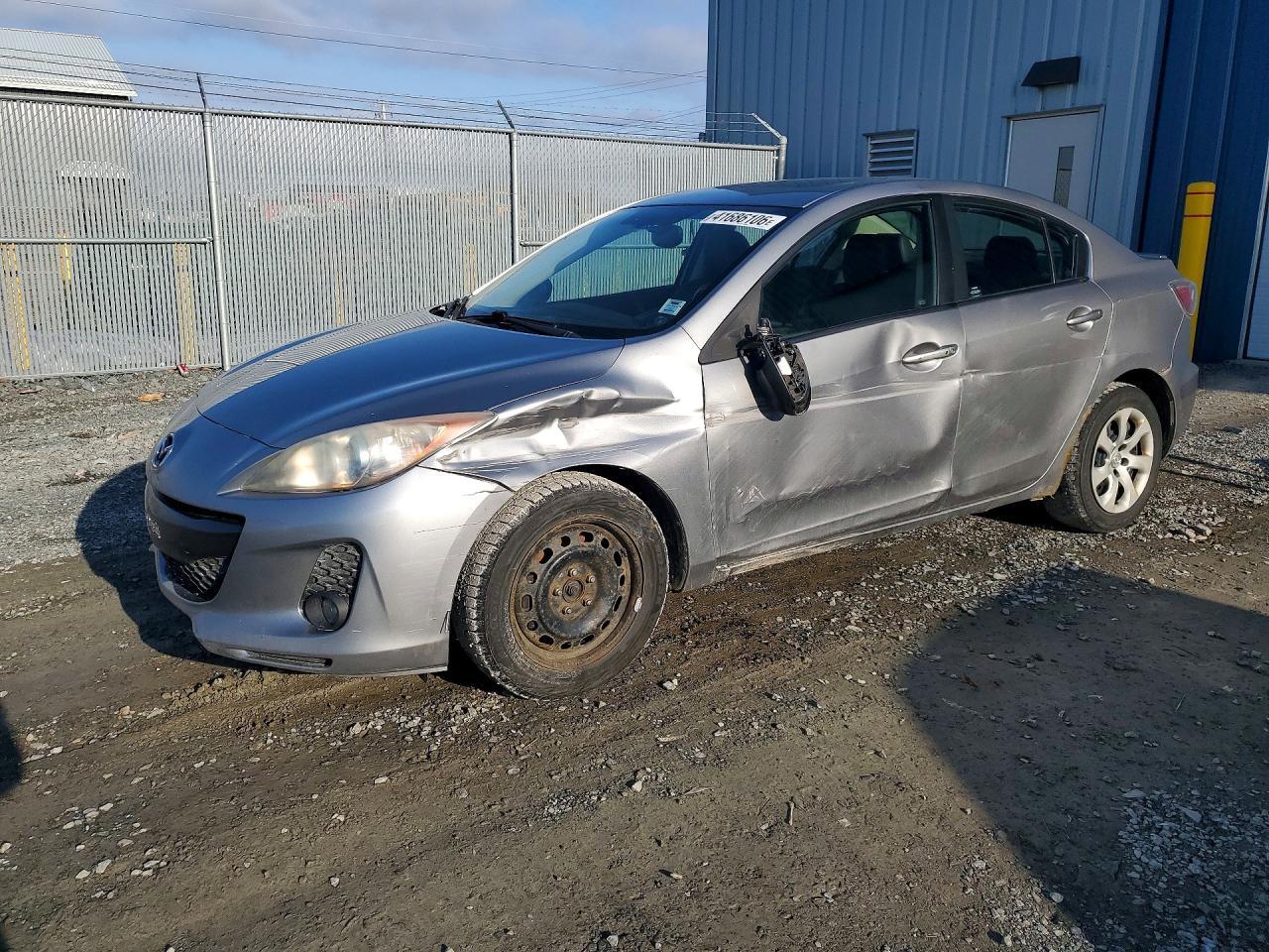 2013 Mazda 3 I
