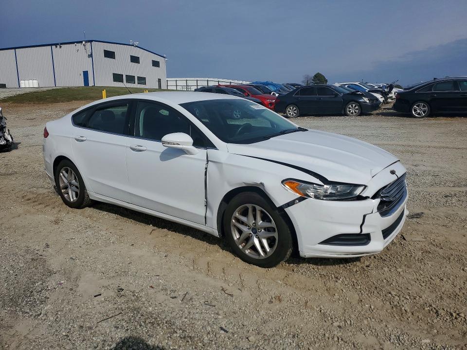 2015 Ford Fusion se