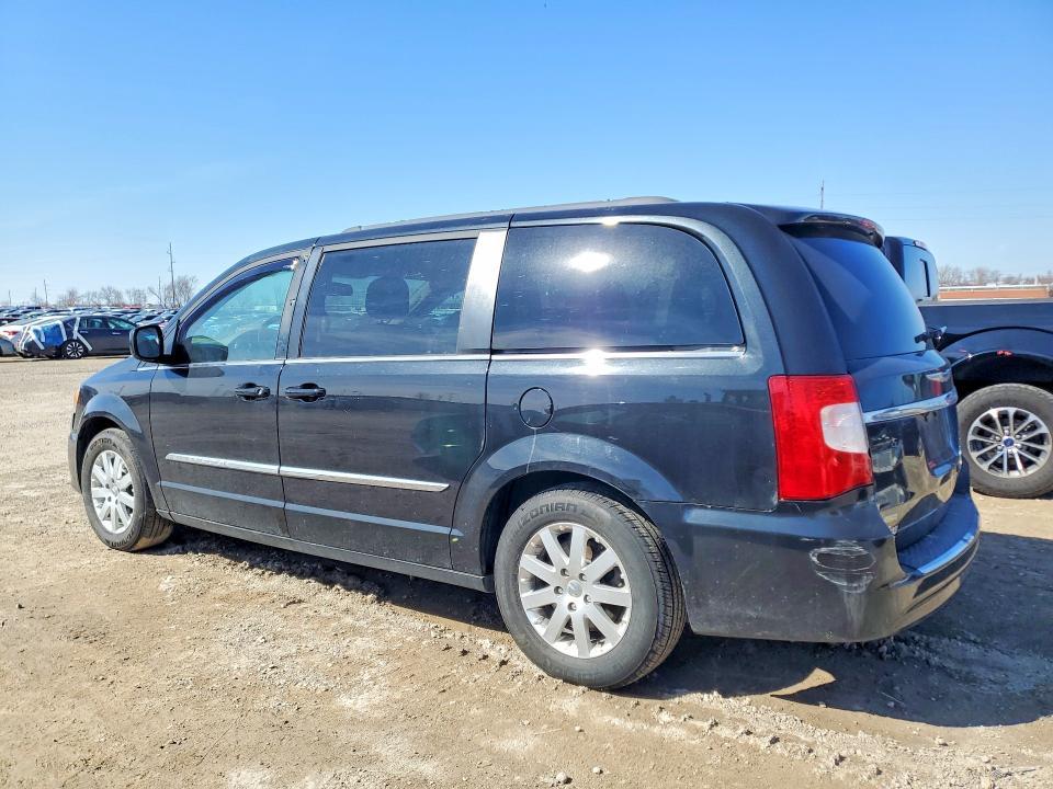 2016 Chrysler Town & Country Touring