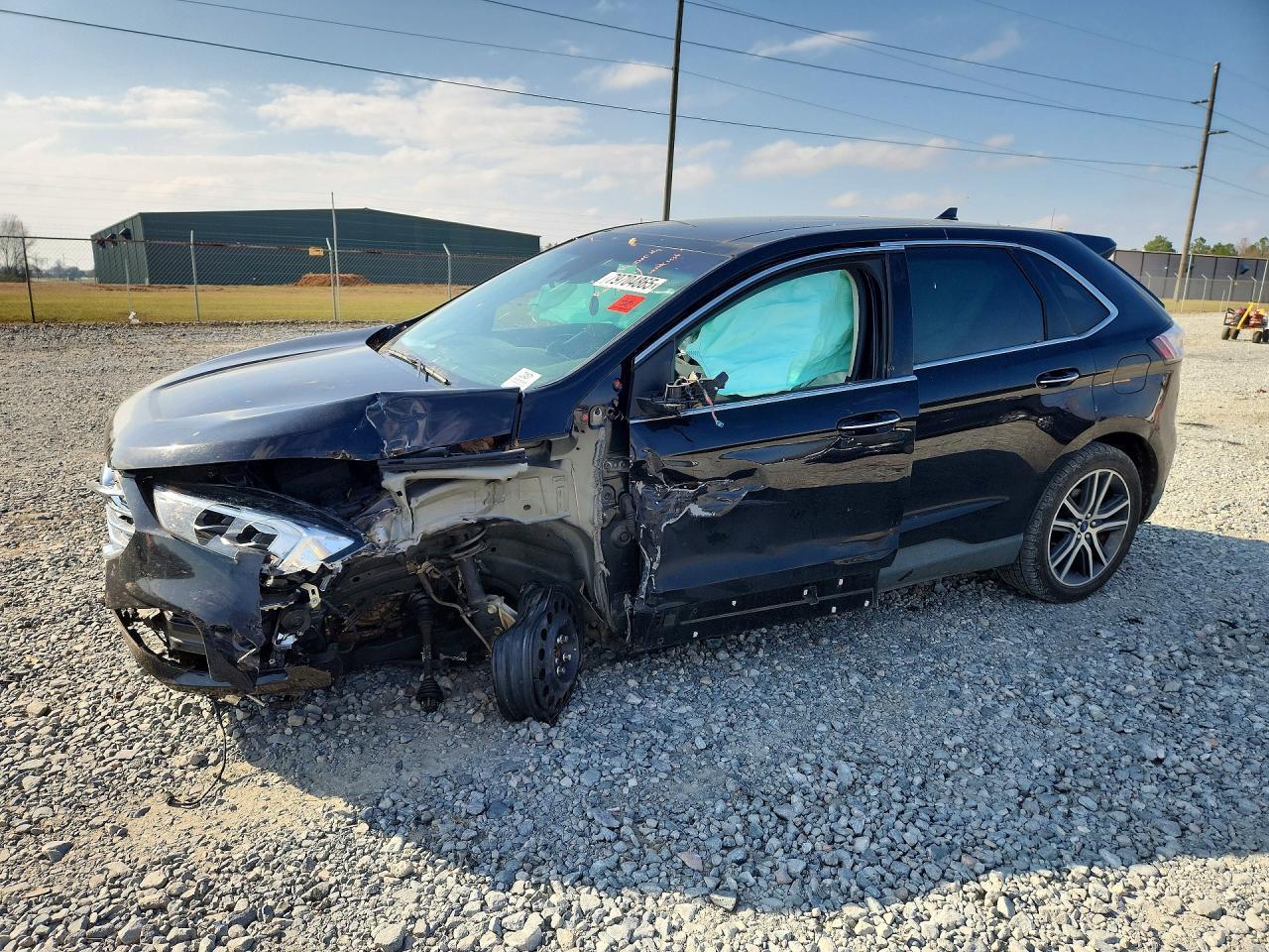 2019 Ford Edge Titanium