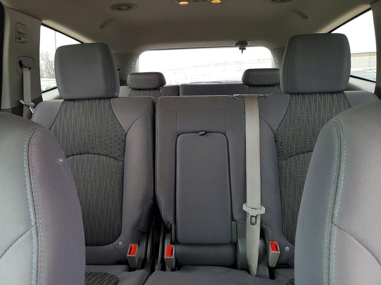 2013 Chevrolet Traverse ls