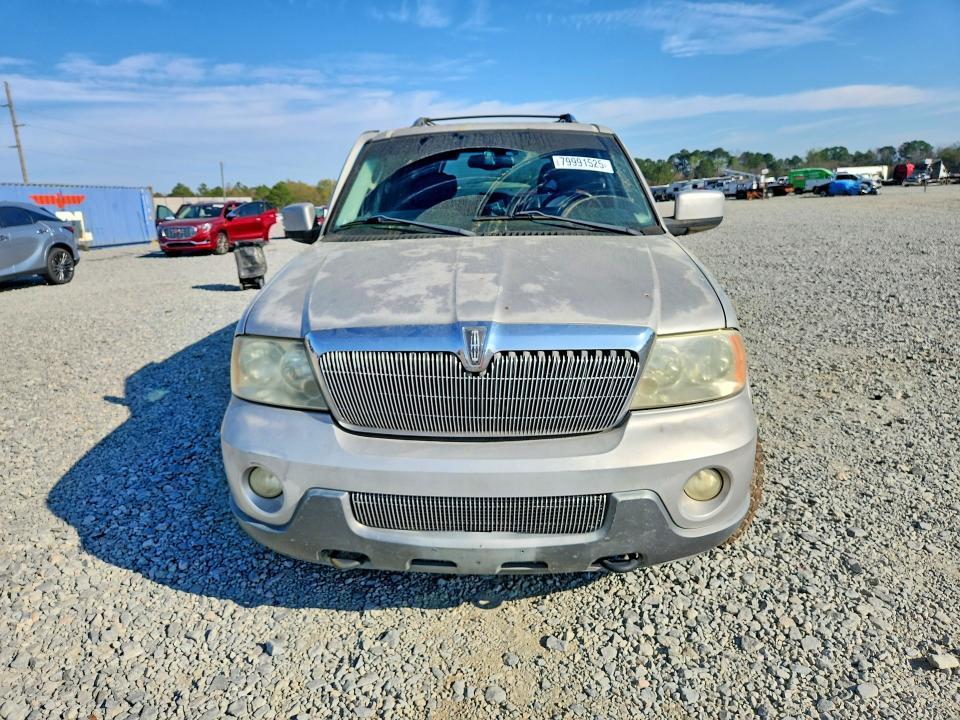 2003 Lincoln Navigator