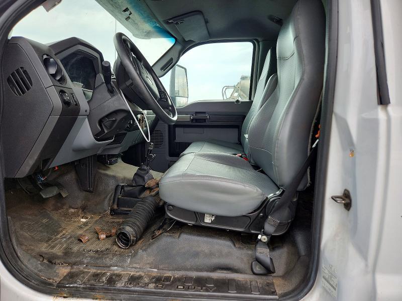 2016 Ford F650 Super Duty Delivery Truck