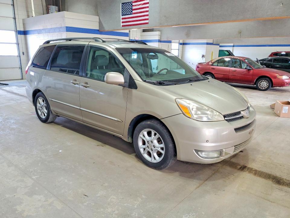 2005 Toyota Sienna xle Limited 7 Passenger