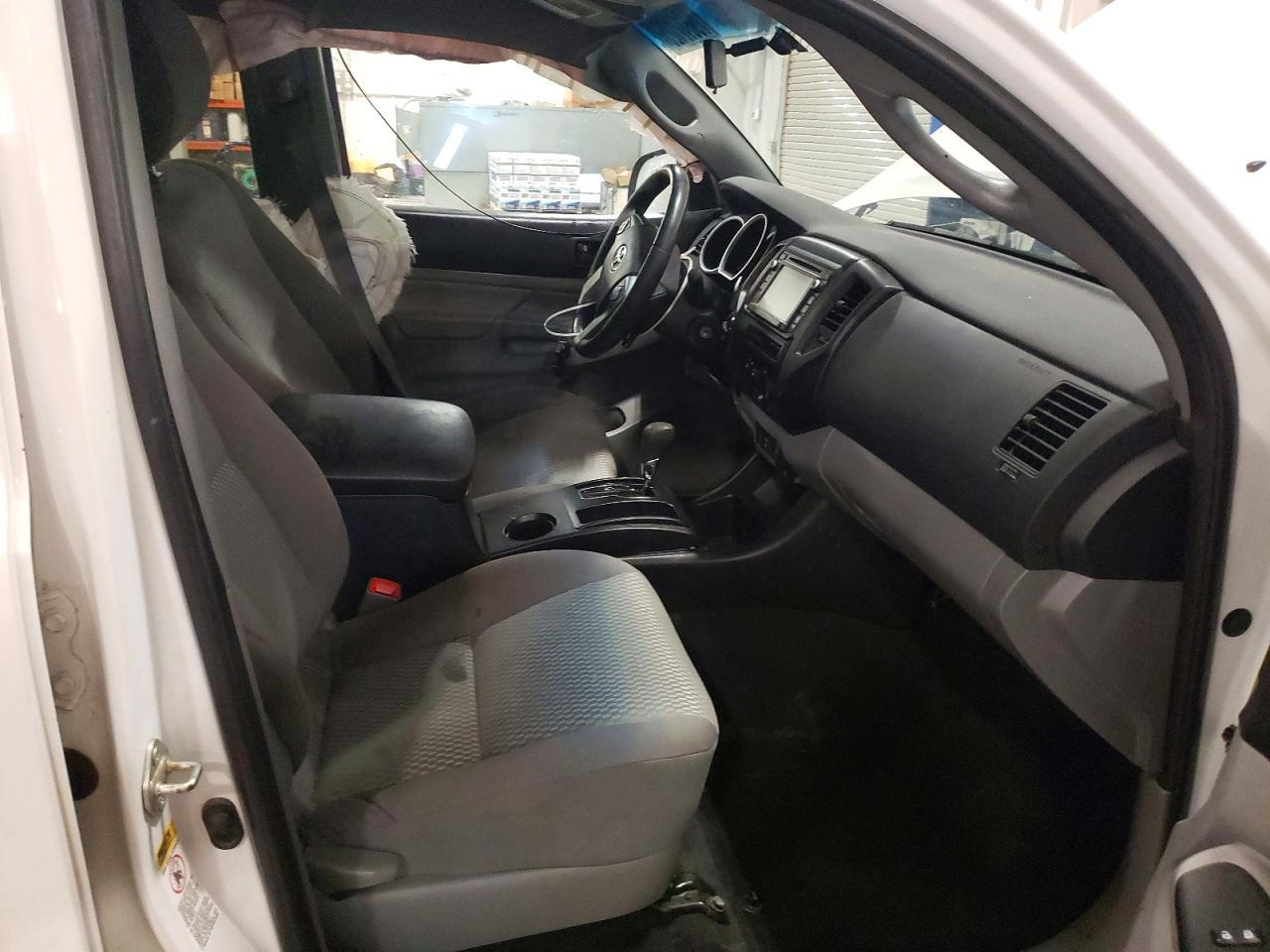 2015 Toyota Tacoma V6