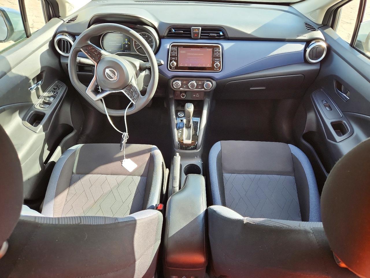 2024 Nissan Versa sv