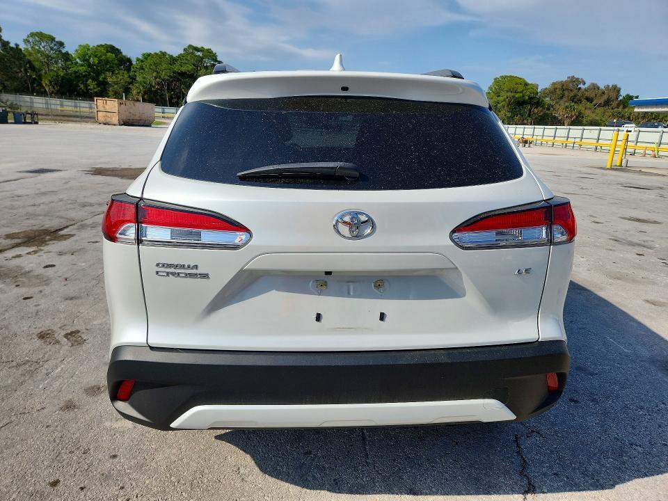 2024 Toyota Corolla Cross le