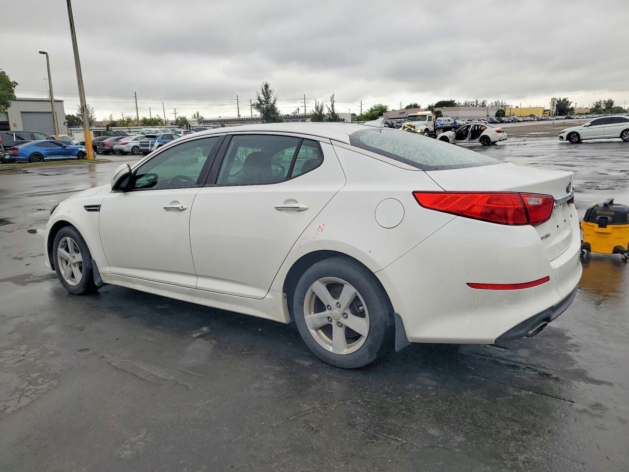 2015 KIA Optima lx