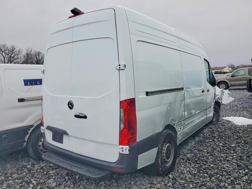 2025 Mercedes-Benz Sprinter 2500