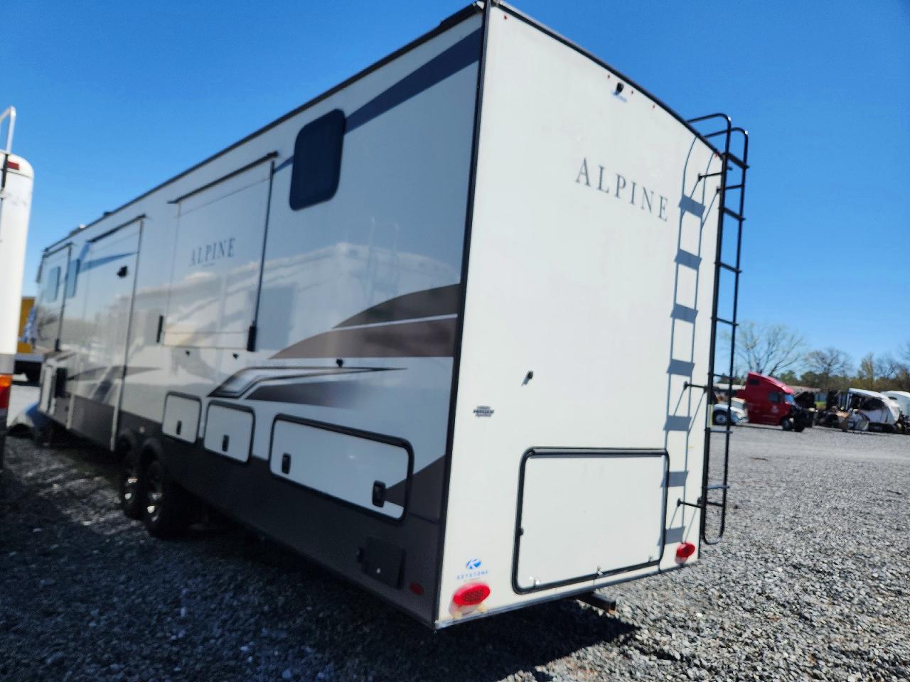2023 Keystone Alpine Camper