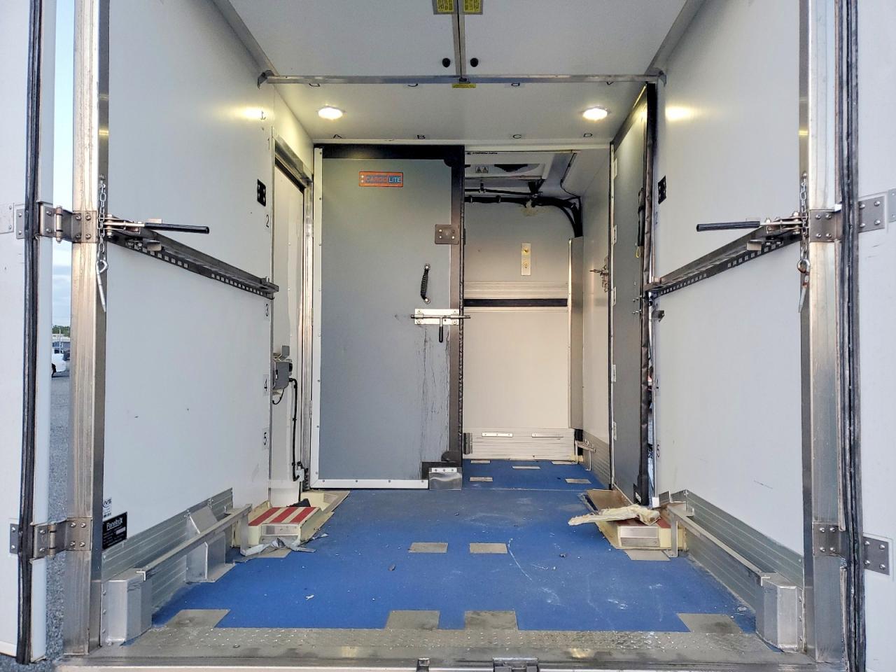 2024 Ford E350 Refrigerated BOX Truck