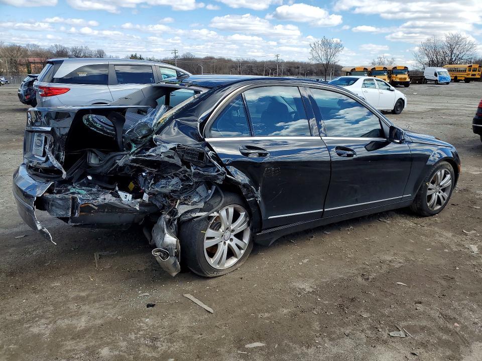 2011 Mercedes-Benz C300