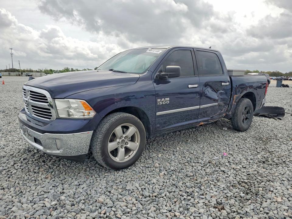 2015 Dodge RAM 1500 SLT