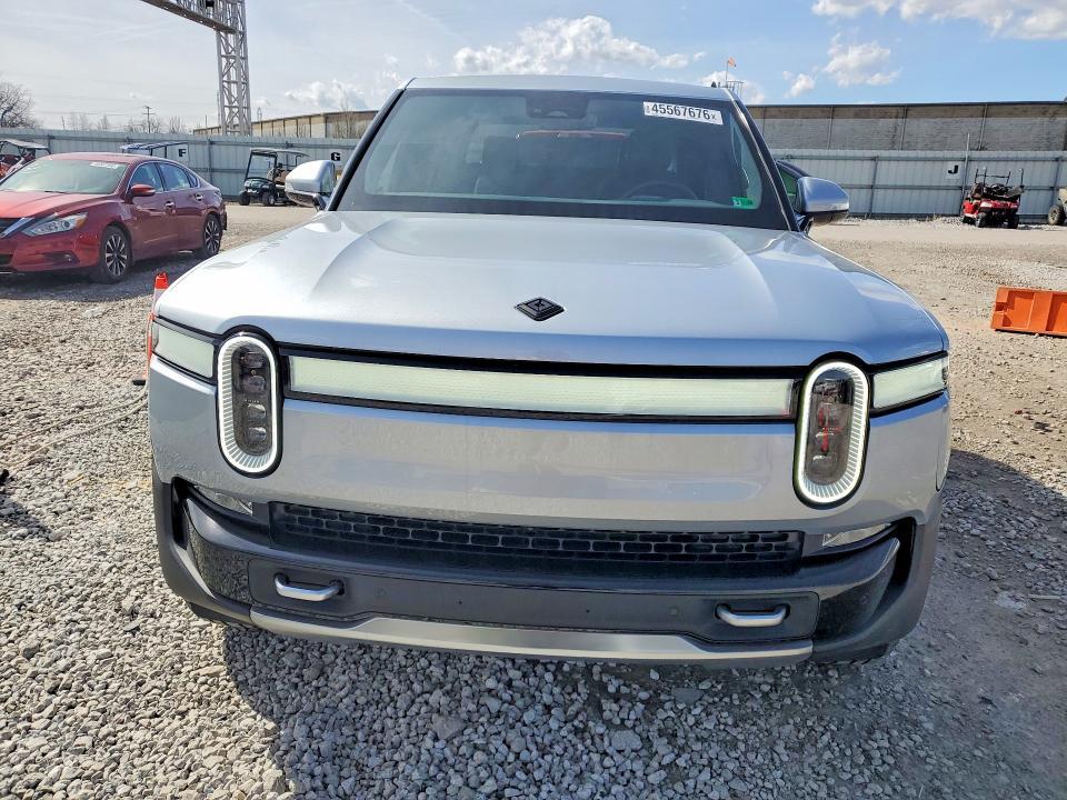 2024 Rivian R1T Adventure