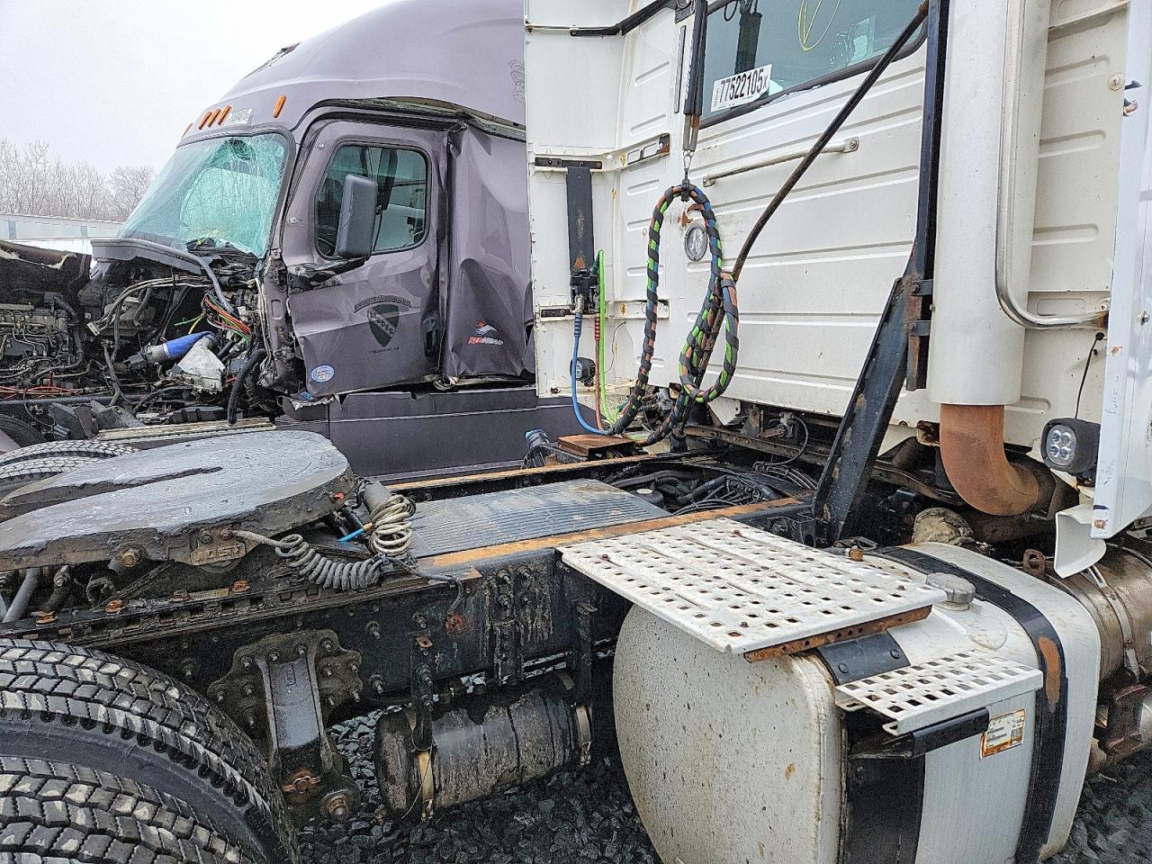 2017 Volvo VNL Semi Truck