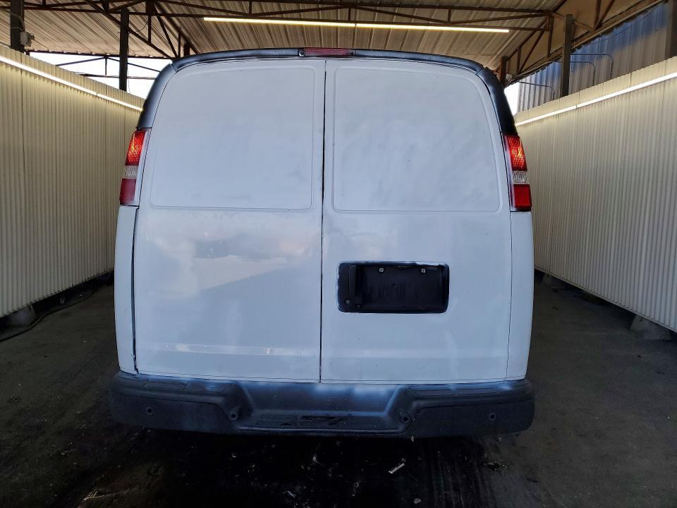 2021 Chevrolet Express G2500