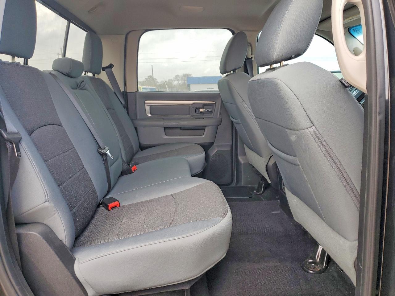 2016 Dodge RAM 1500 SLT